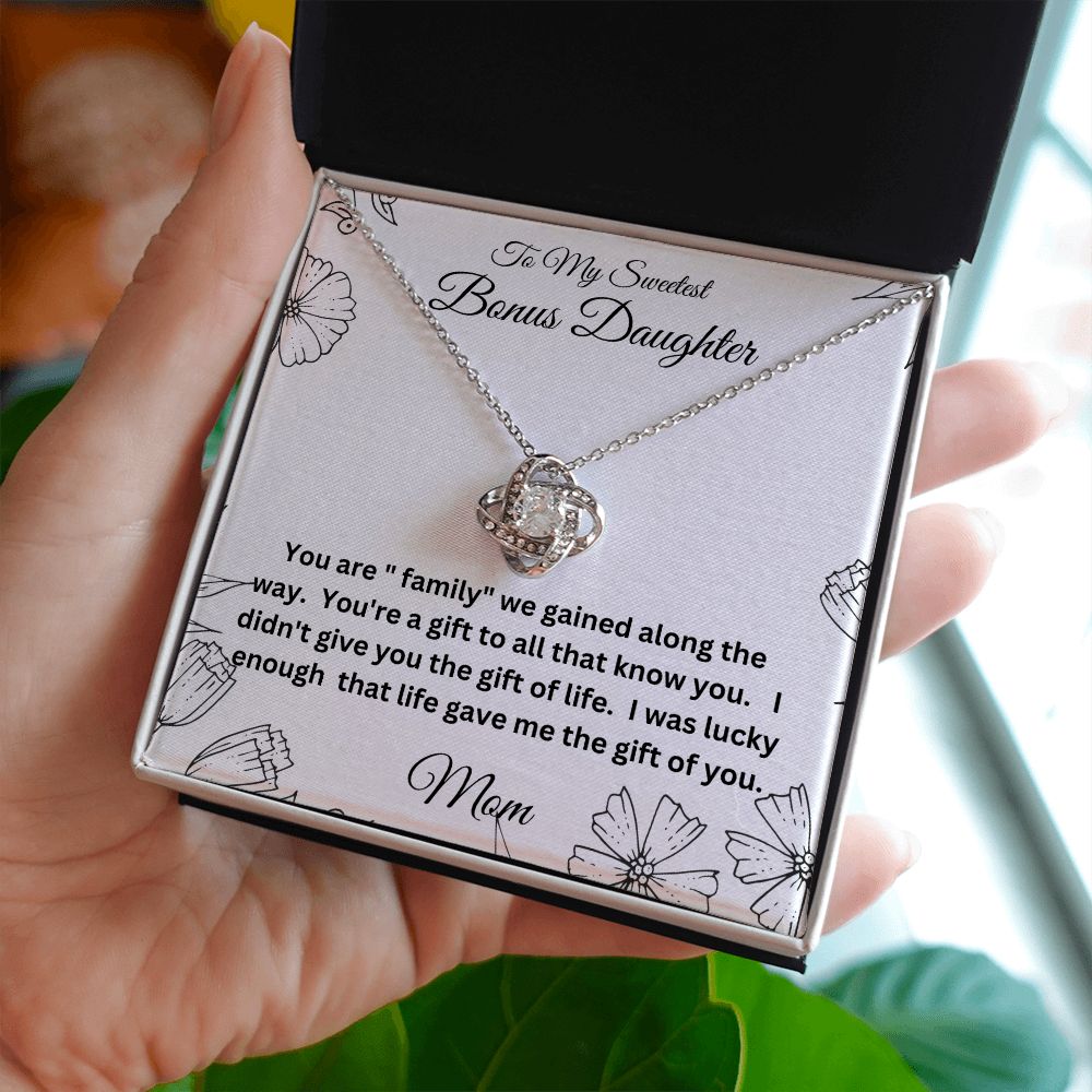 Love Knot Necklace Bonus daughter