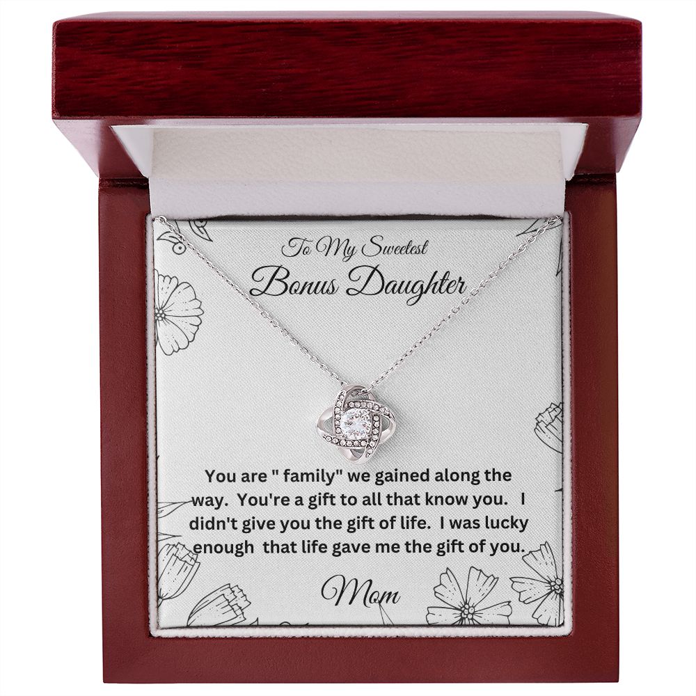 Love Knot Necklace Bonus daughter